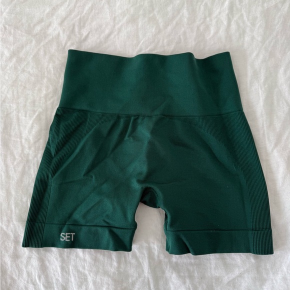 Ultimate Active Shorts - Pale Green